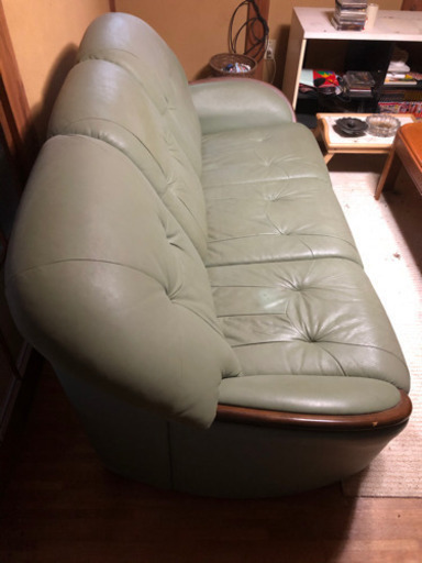 【値下げしました】本革2掛けソファー