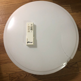 LED シーリングライト　リモコン付　割れ有り