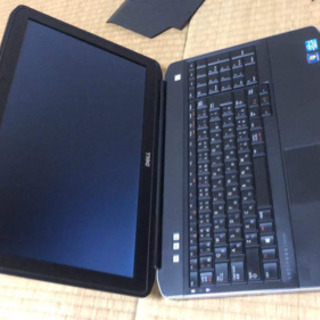 Laptop lải từ e5530