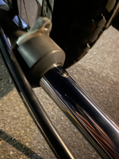 TW200 フロント回り