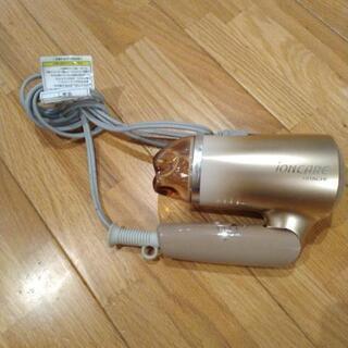 ドライヤーの画像