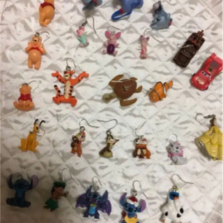 ディズニー　カーズ　ピアス　メーター　イヤリング