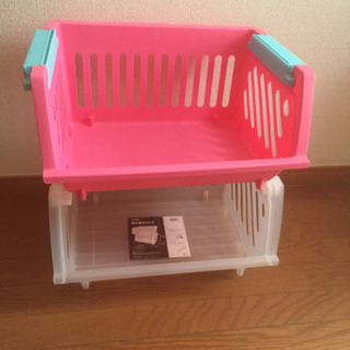 洗濯バスケとニトリの収納ラック