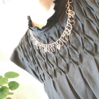 新品♡ゴールド　ワイヤーモチーフしずく型ネックレス