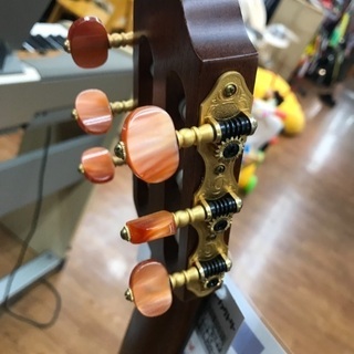 綺麗な状態です！YAMAHA サイレントギター 動作確認済み
