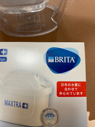 【ブリタ本体、カートリッジ 4つ】ブリタ マクストラプラス