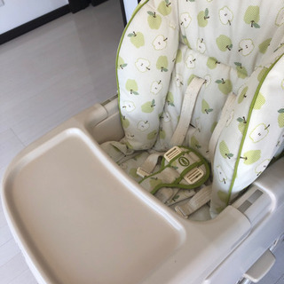 アップリカ　ハイローベット&チェアー　青リンゴの画像