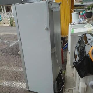 【取引中】H1【2014年製】225L 2ドア冷蔵庫の画像