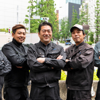 【未経験OK】【福利厚生・待遇充実】『写真でわかる仲の良さ（笑）』新時代『５G』を支える通信工事！！の画像