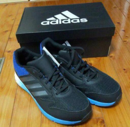 新品 アディダス adidas スニーカー 25cm
