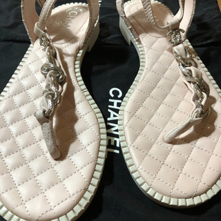 シャネル　新品サンダルの画像