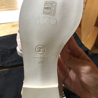 シャネル　新品サンダルの画像