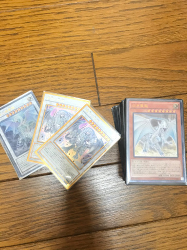 ブルーアイズホワイトドラゴンデッキ