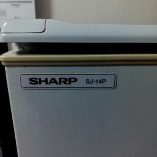 冷蔵庫　シャープ　SHARP　の画像