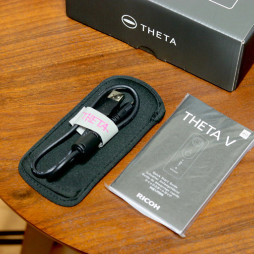 RICOH THETA V ほぼ未使用・ハイスペック全天球カメラ