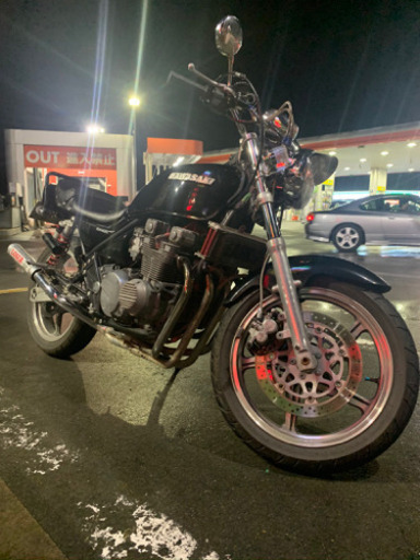 ゼファー400車体