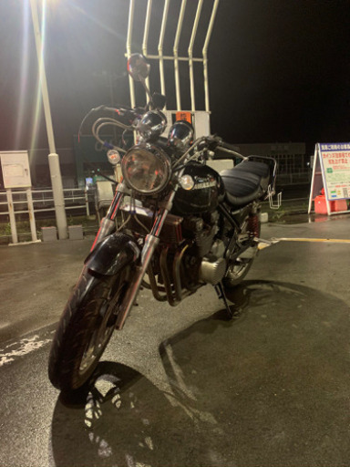 ゼファー400車体