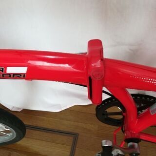 フェラーリ　折り畳み自転車の画像