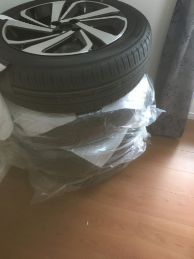 トヨタライズZ 純正ホイールタイヤ
