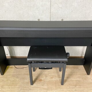 7*76 人気モデル★KORG コルグ 電子ピアノ ブラック 88鍵盤 3本ペダル 蓋付き LP-380 椅子付き 17年製 日本製　ヘッドホン付 同音連打可能