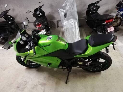 [譲ります]Ninja250R(カナダ仕様)　カワサキ　 KAWASAKI　