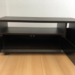 お届けも相談可。tempered キャスター付きテレビ台。の画像