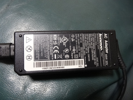 パソコン Lenovo  SL500  Windows10  64bit