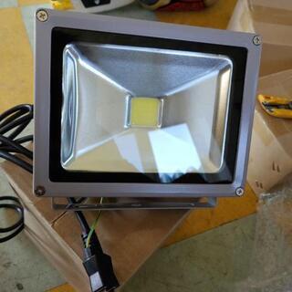 30W LED投光器 PSE適合 3mコード付　焼き肉に！ 看板 屋外 ライト照明 作業灯の画像