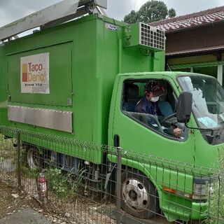 移動販売車　キッチンカー　三菱　キャンターの画像