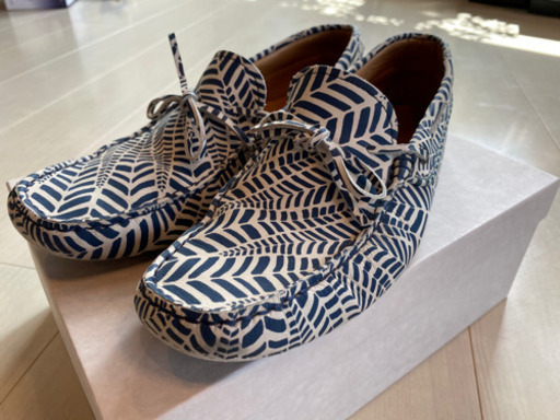 TODS ドライビングシューズ