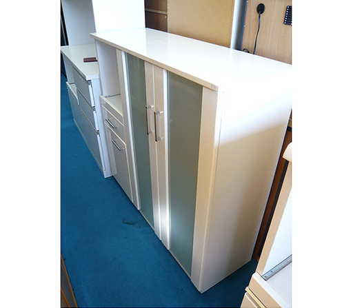 札幌 ミドルレンジボード 幅120㎝ ホワイト エナメル調 白 キッチン 食器棚 レンジ 炊飯器 本郷通店