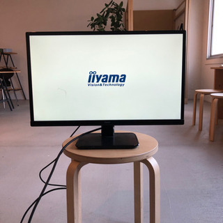 pcモニター（傷あり）iiyama