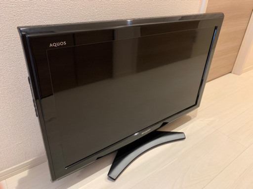 【テレビ・レコーダーセット】SHARP/シャープ/AQUOS32型テレビ(LC-32E9)/BD・DVDレコーダー・プレイヤー(BD-HDW75)/2011年製/中古