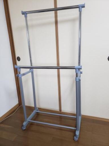 ハンガーラック　売ります！