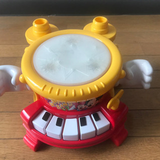 電子太鼓兼ピアノ