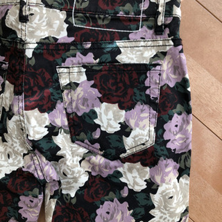 トミーヒルフィガー 花柄パンツ　XSの画像