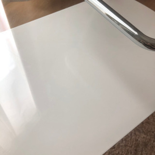 キャンセル再投稿※ ガラステーブルの画像