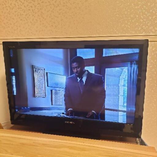 TOSHIBA REGZA テレビ　32インチ