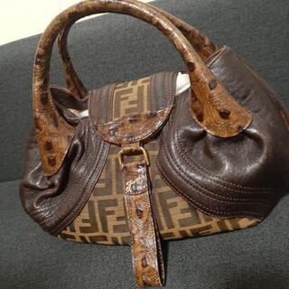 FENDI バッグ