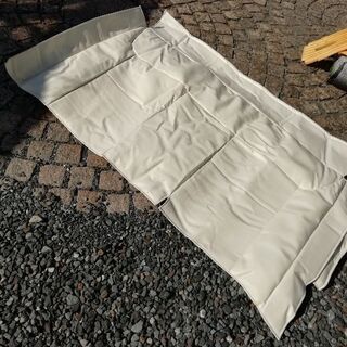 セカンドシート用のシートカバー