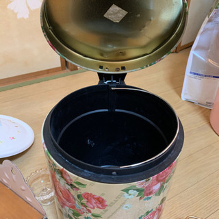 可愛い花柄の商品色々の画像