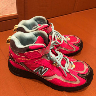 ニューバランス トレッキングシューズ　20.5cm