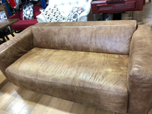 新入荷‼︎   目玉商品‼︎   現品限り‼︎    3人掛け　ソファ　レザー調