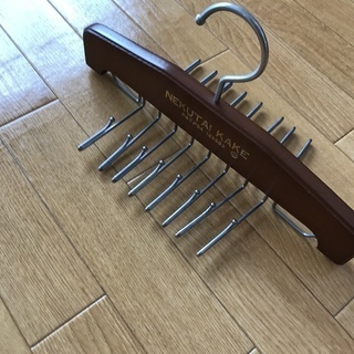 ネクタイハンガー