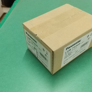 【引取特価】Panasonic LGW72305   器具ブックマーク追加 新旧コスト明るさ感比較 天井埋込型　LED（電球色）　軒下用ダウンライト・ポーチライト　浅型8H・高気密SB形・拡散タイプ（マイルド配光）　防湿型・防雨型／埋込穴φ100　白熱電球60形1灯器具相当の画像