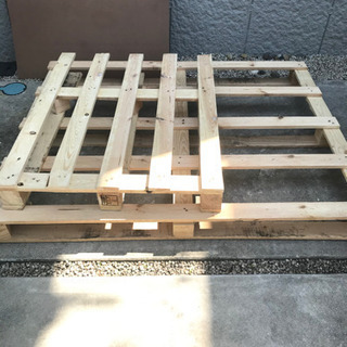 木製パレット　もらってください