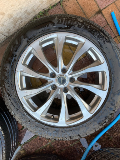 値下げします。 ホイール美品。18インチ 4本 タイヤ付き