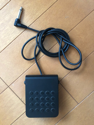 電子ピアノ CASIO Privia PX-500L 88鍵盤　ペダル・譜面立て付き