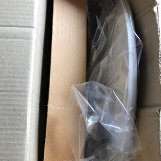 ☆取引中☆ TOSHIBA BS・110度CSデジタルハイビジョンアンテナ 取付け金具キット付き BCA-453K 箱入未開梱品の画像