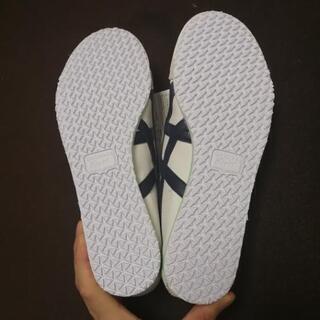 オニツカタイガー (廃版カラー)の画像